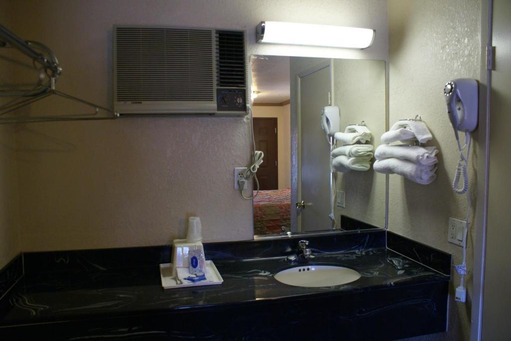 Best Budget Inn Anaheim Exterior foto